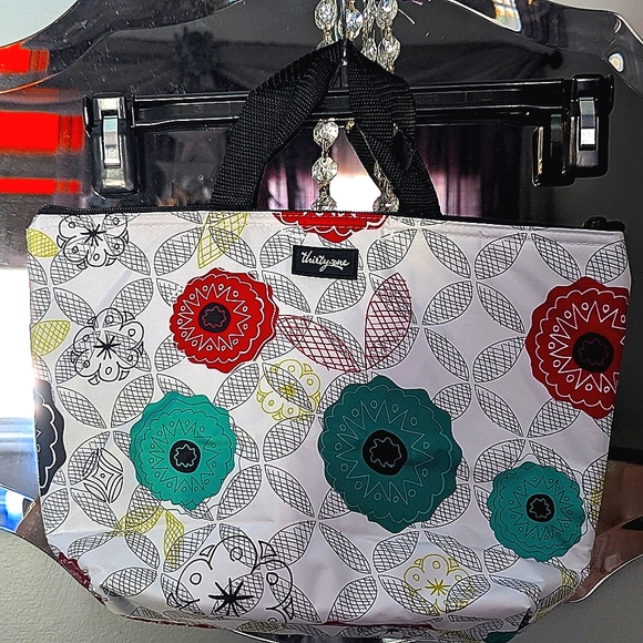 Thirty One Insulated Lunch Bag - Picture 3 of 3